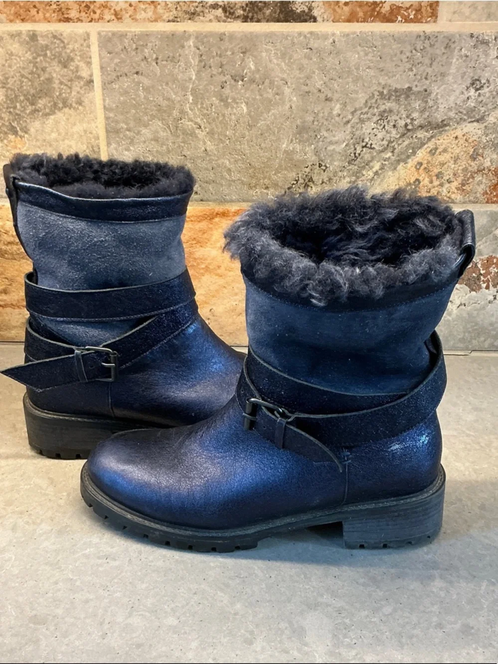 Women's Navy Blue Shearling-Lined Leather Ankle Boots with Buckle